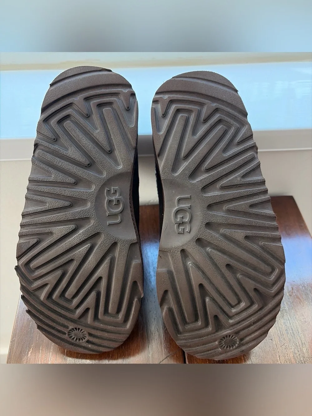 Big Kids' UGG Tasman II Slippers